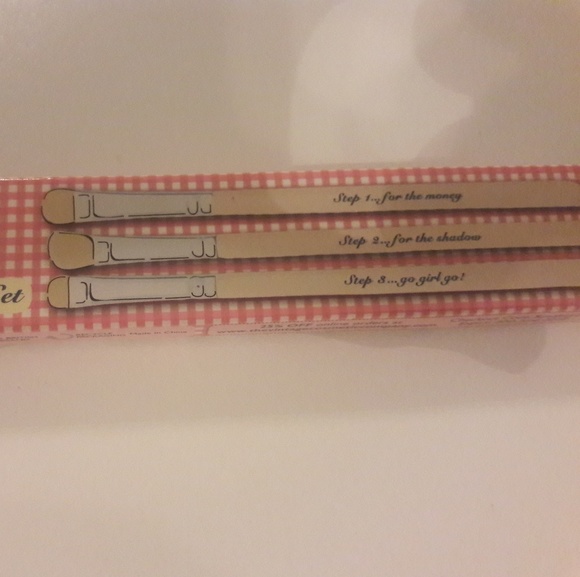 brush set - Picture 3 of 3